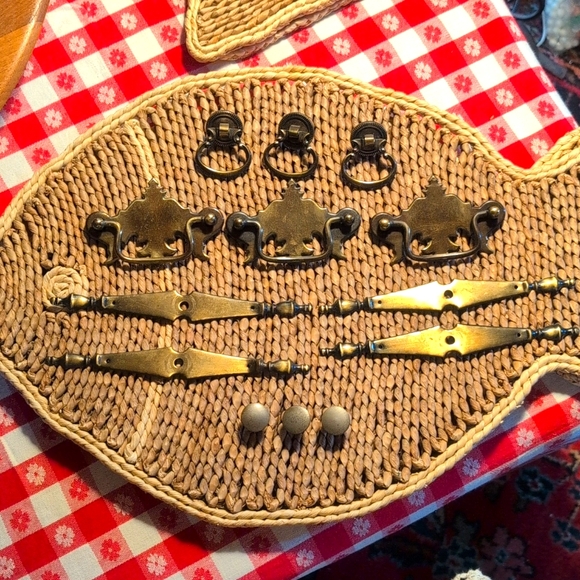 Antique Brass Hardware - Picture 2 of 12